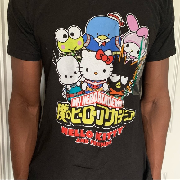 Hello Kitty Sanrio Graphic T-shirt - Picture 3 of 4